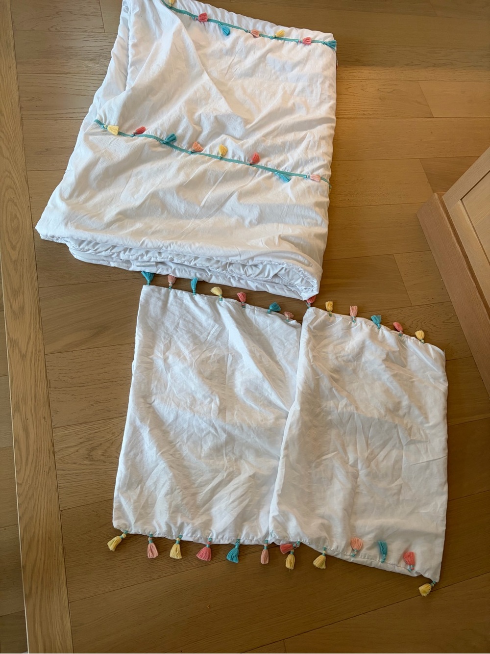 White twin duvet cover with Colorful Tassel Trim and two pillow shams/covers